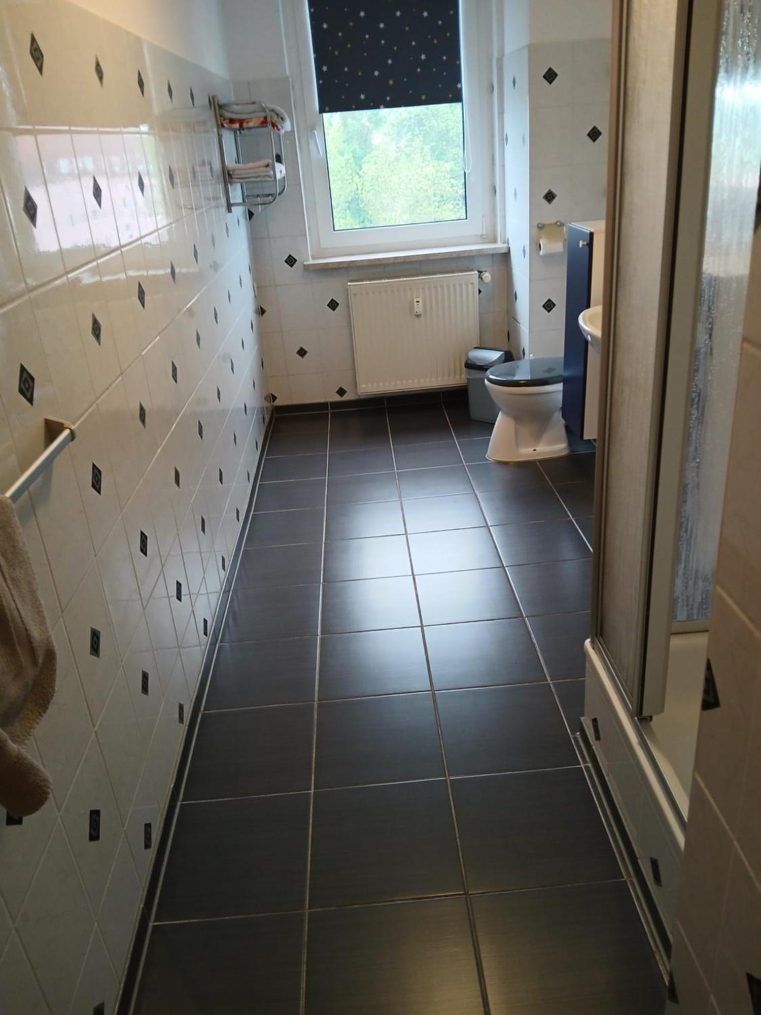 Kleine Wohnung Fuer Monteure Und Dienstreisen Цвикау Екстериор снимка